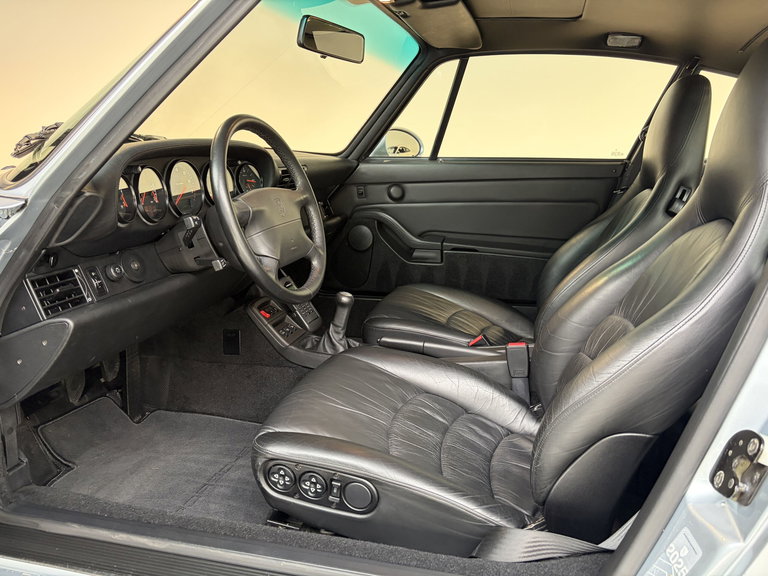 Porsche 993 Carrera 4S