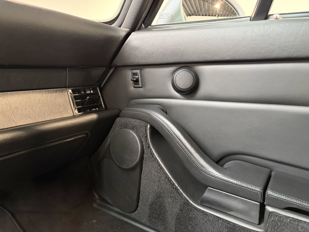 Porsche 993 Carrera 4S