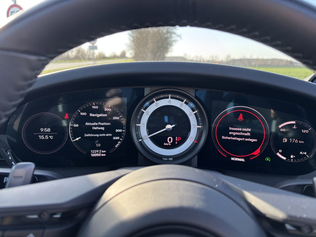 Porsche 992 Carrera 4S