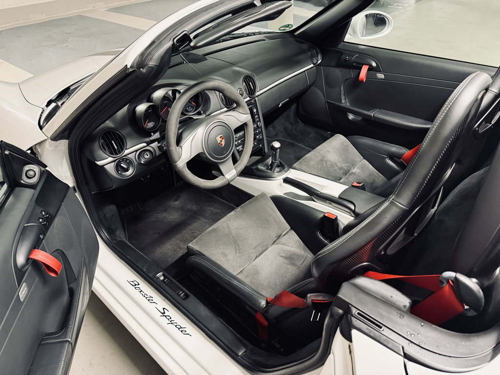 Porsche 987 Boxster Spyder