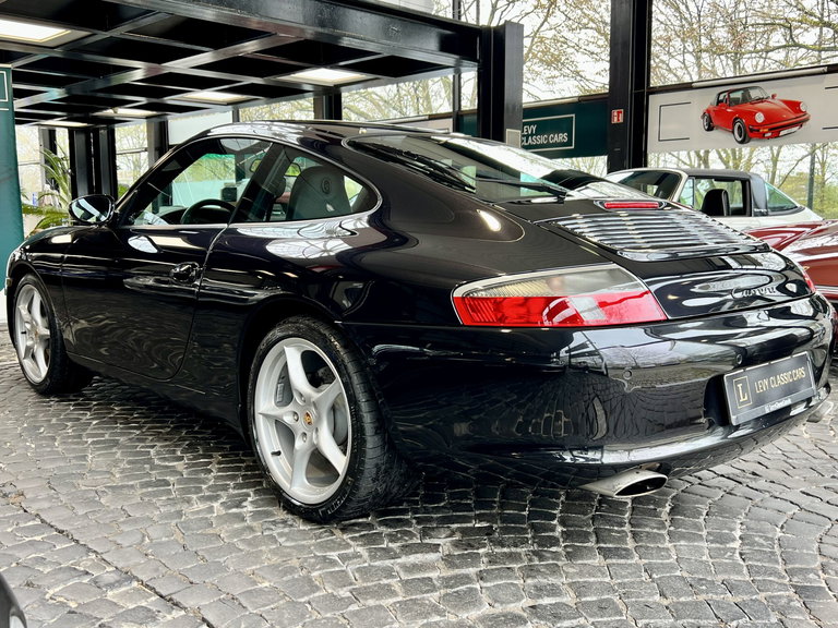 Porsche 996.2 Carrera