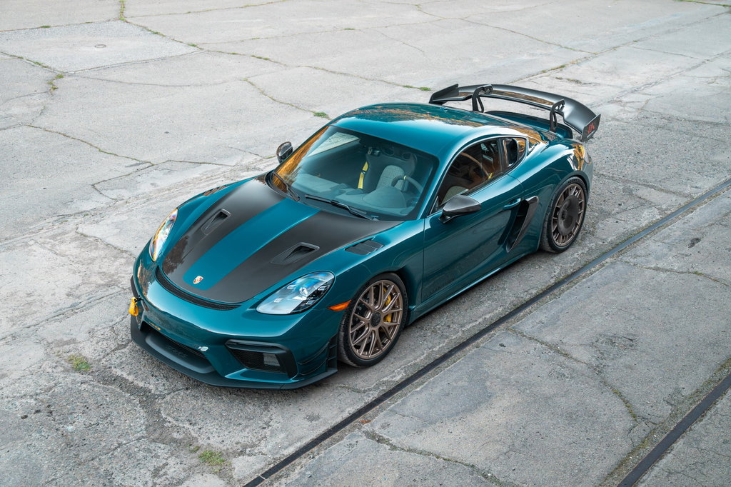 Porsche 718 Cayman GT4 RS