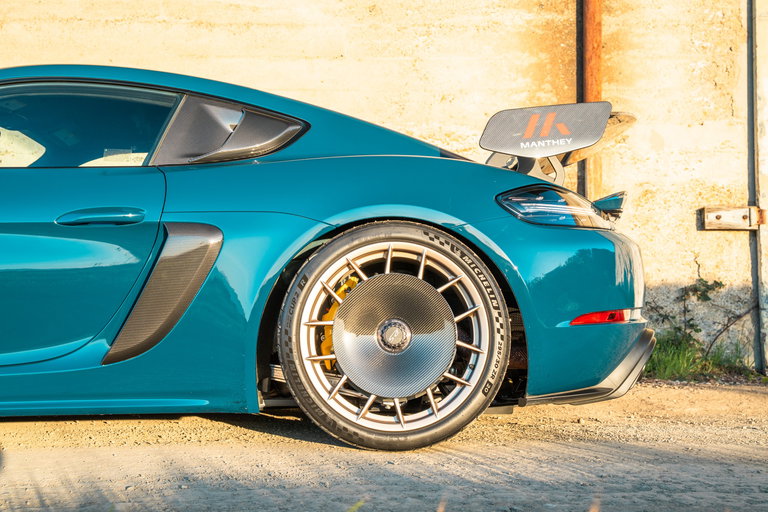 Porsche 718 Cayman GT4 RS