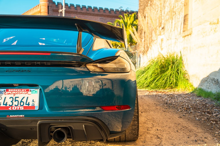 Porsche 718 Cayman GT4 RS