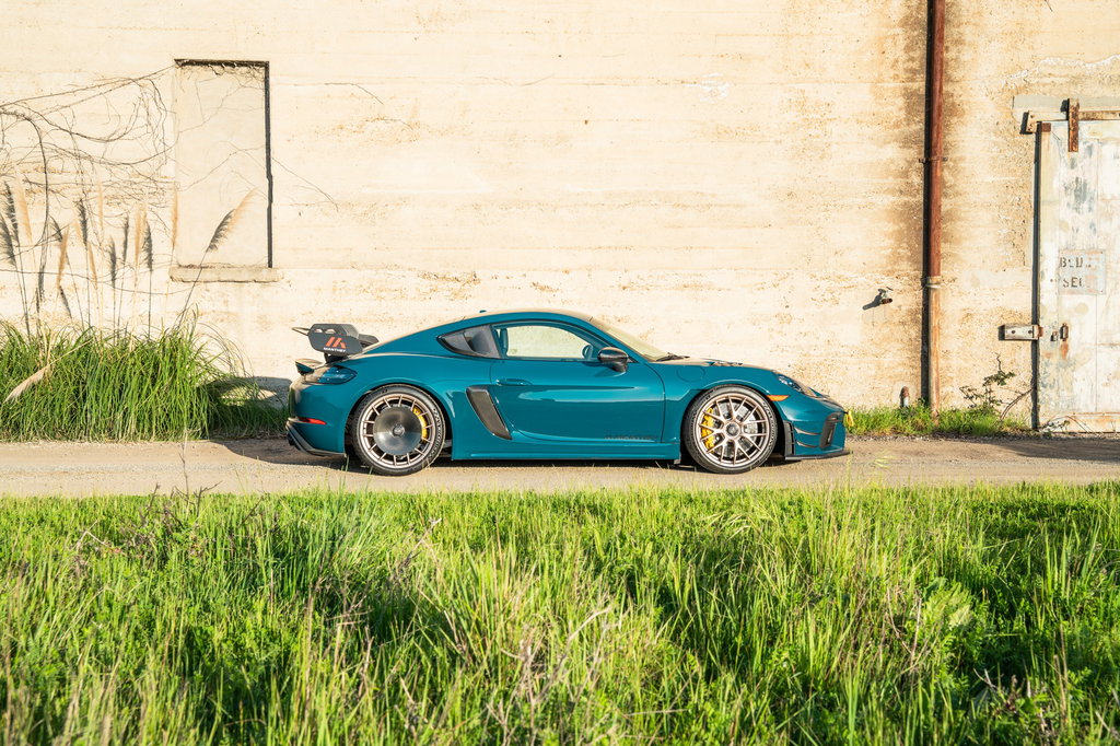 Porsche 718 Cayman GT4 RS