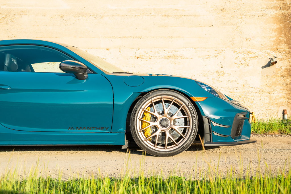 Porsche 718 Cayman GT4 RS