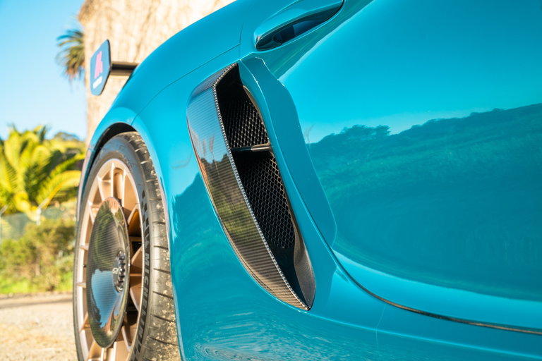 Porsche 718 Cayman GT4 RS