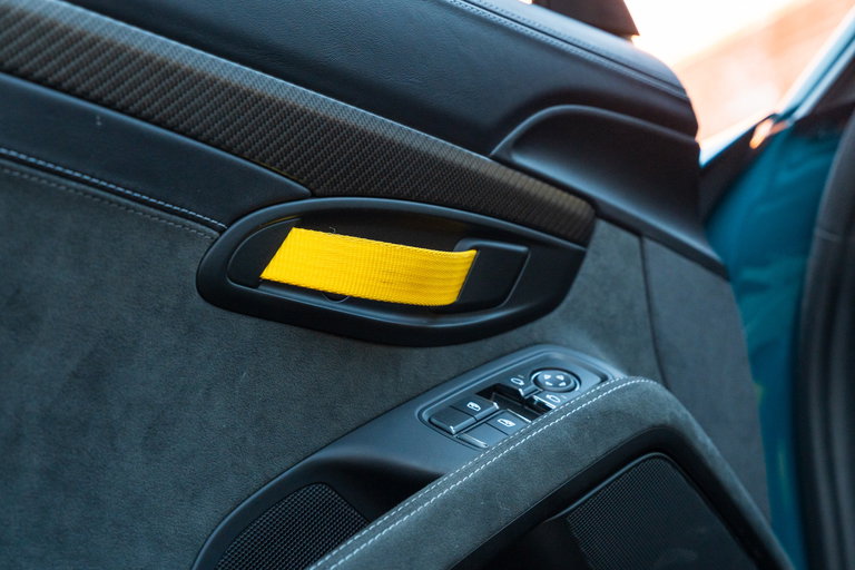 Porsche 718 Cayman GT4 RS