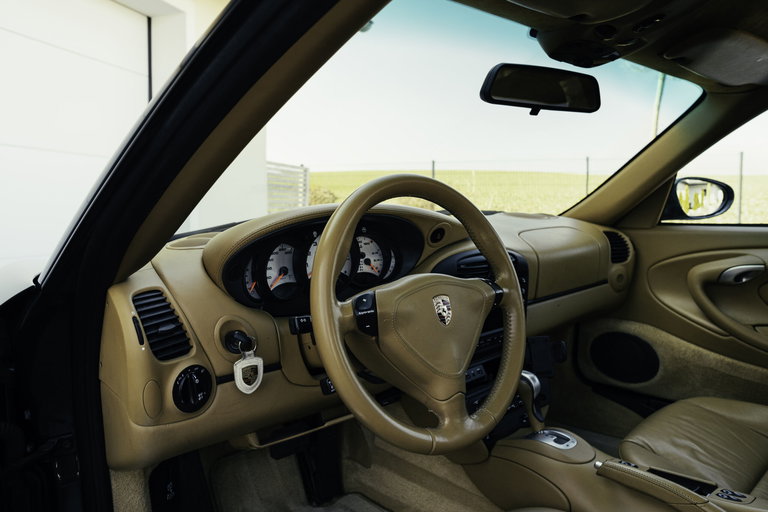 Porsche 996 Carrera