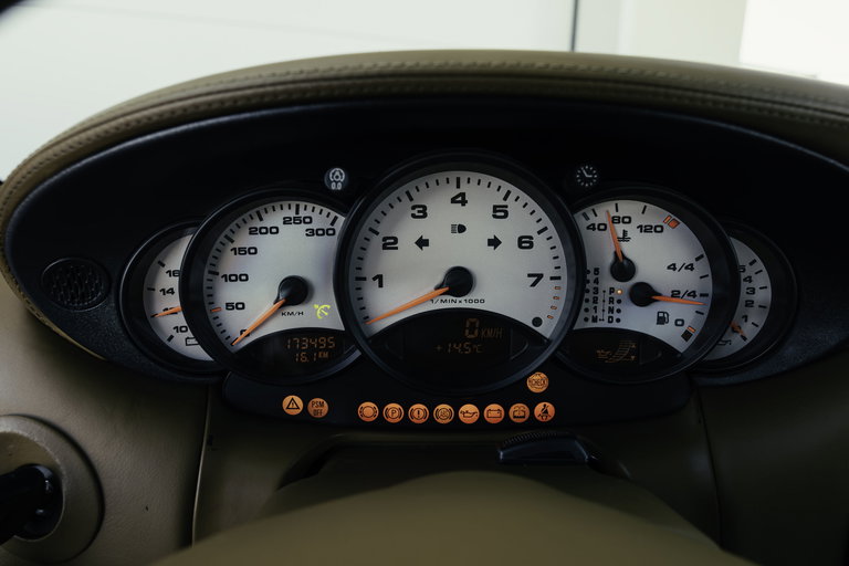 Porsche 996 Carrera