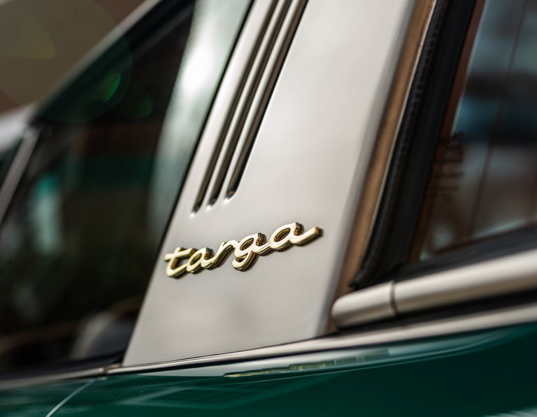 Porsche 911 Reimagined by Singer