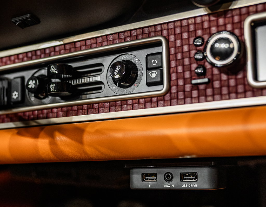 Porsche 911 Reimagined by Singer