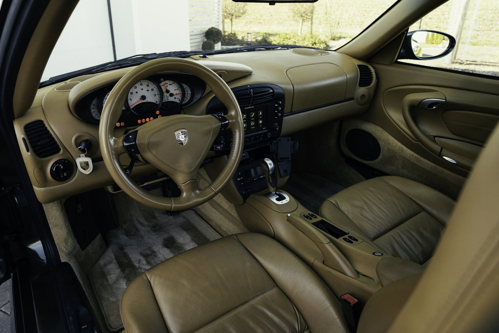Porsche 996 Carrera