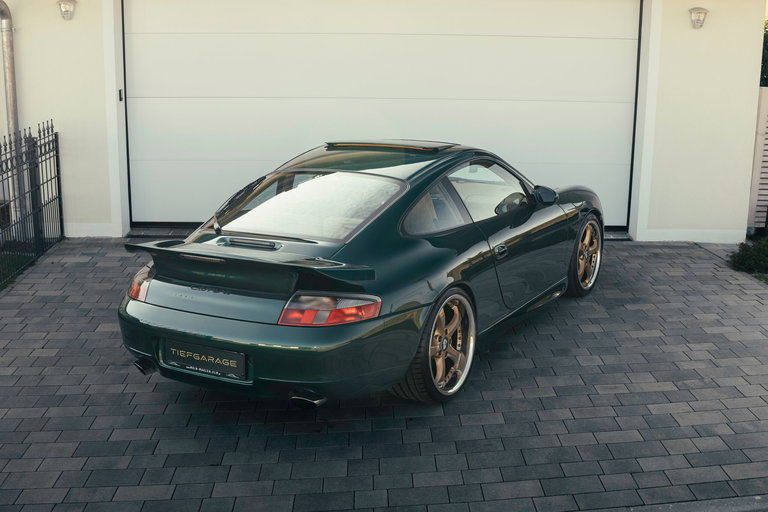 Porsche 996 Carrera