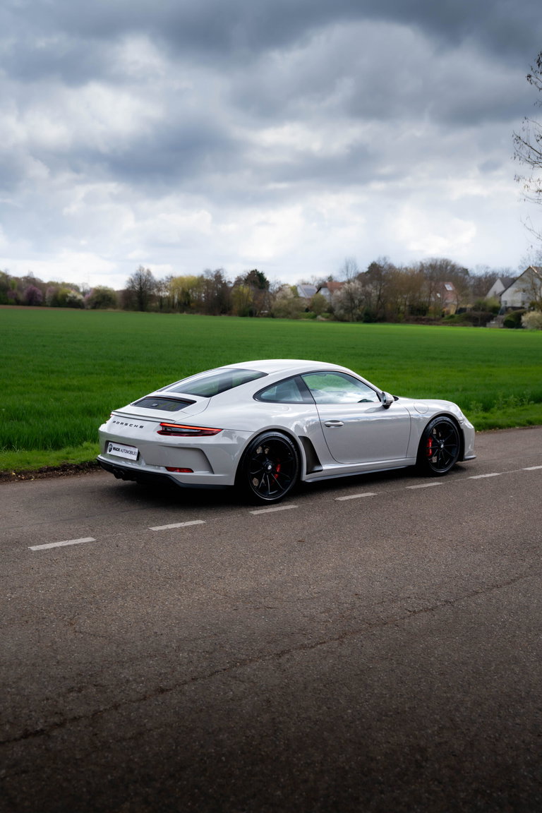 Porsche 991.2 GT3 Touring