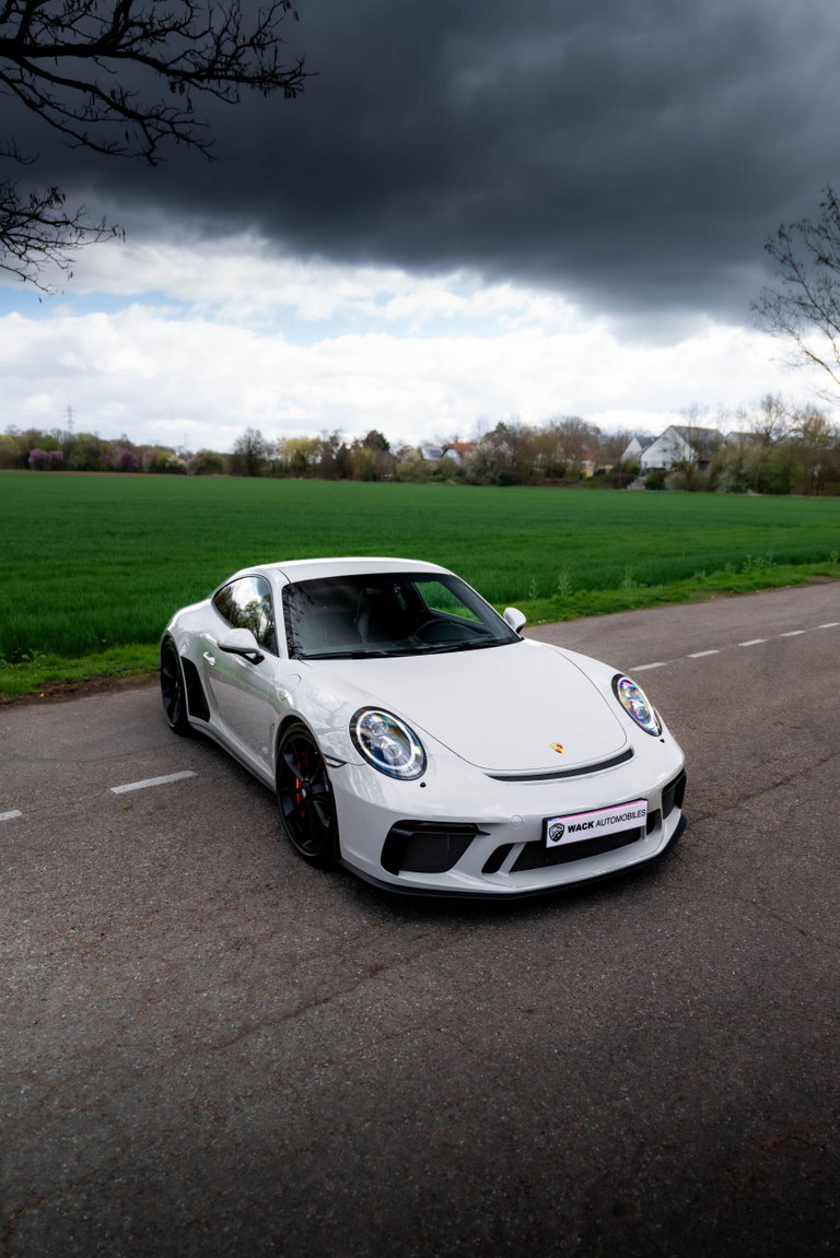 Porsche 991.2 GT3 Touring