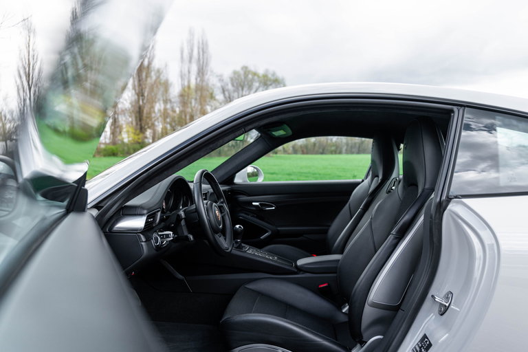 Porsche 991.2 GT3 Touring