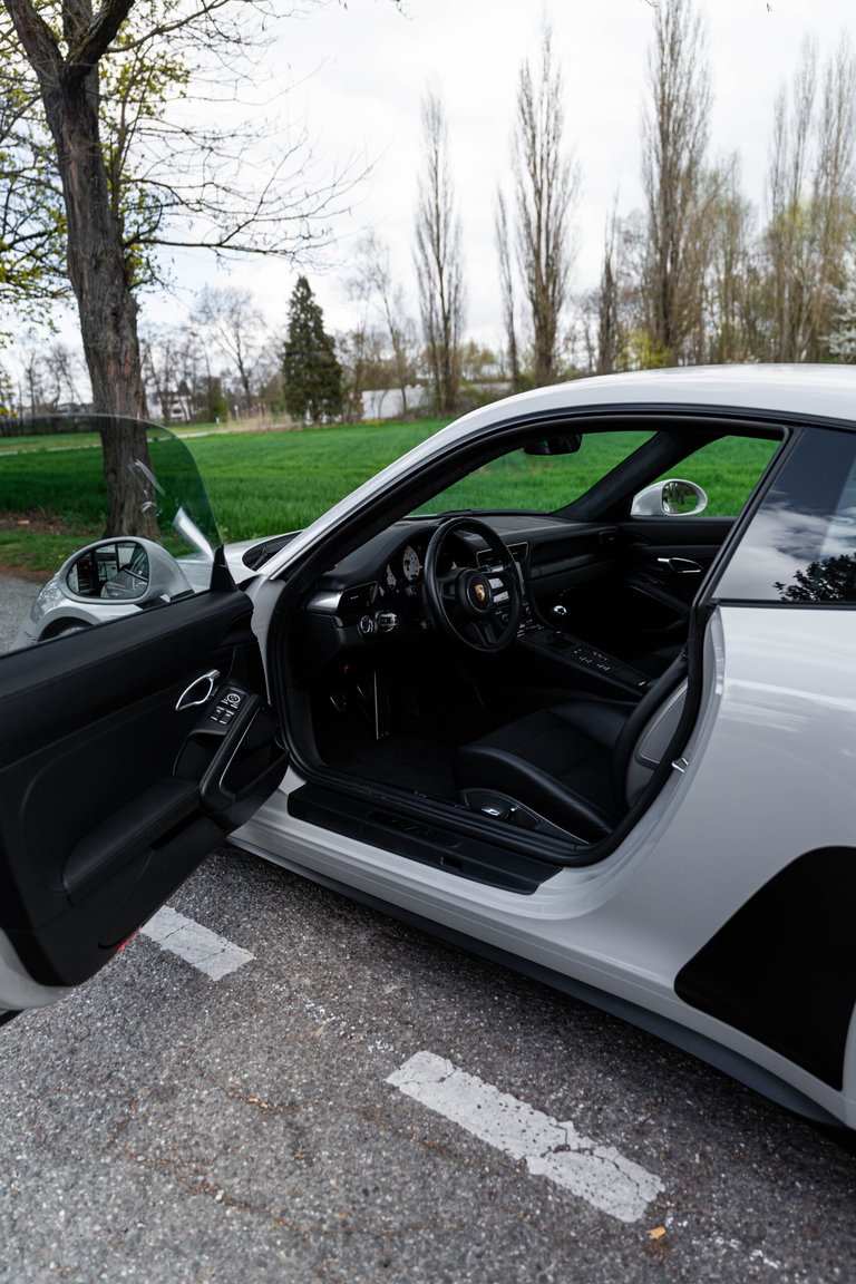 Porsche 991.2 GT3 Touring