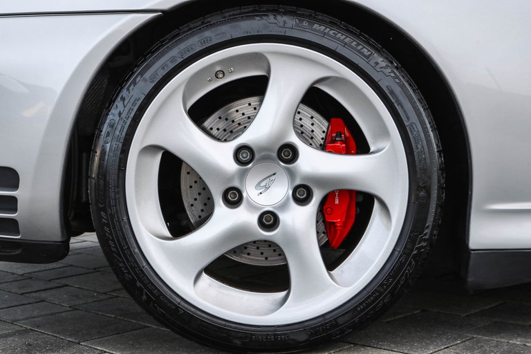 Porsche 996.2 Carrera 4S