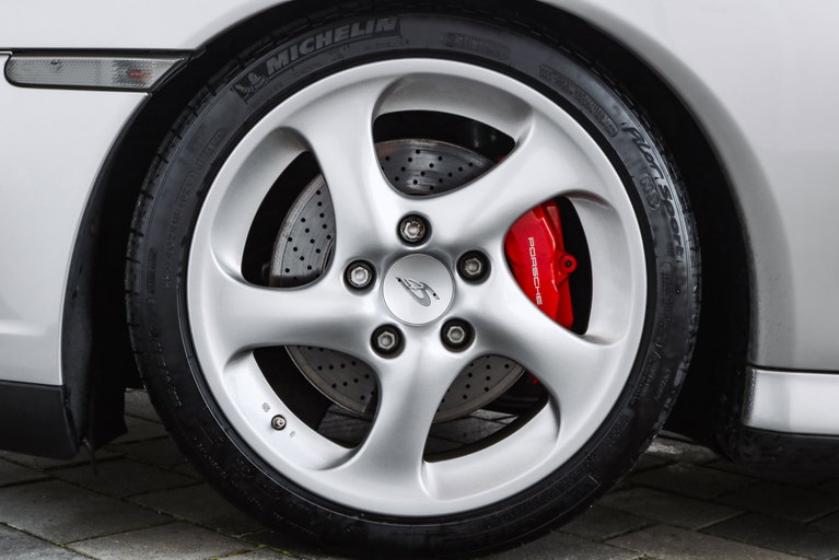 Porsche 996.2 Carrera 4S