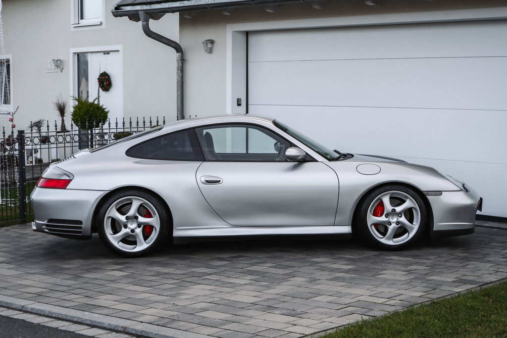 Porsche 996.2 Carrera 4S