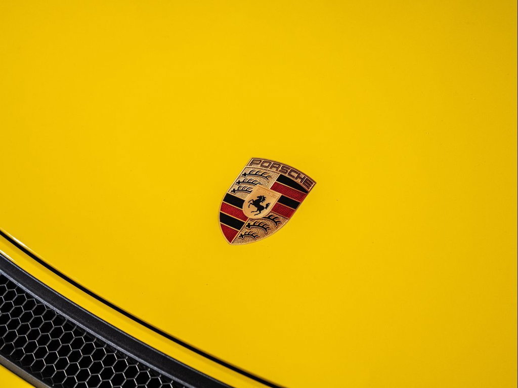 Porsche 718 Cayman GT4 RS