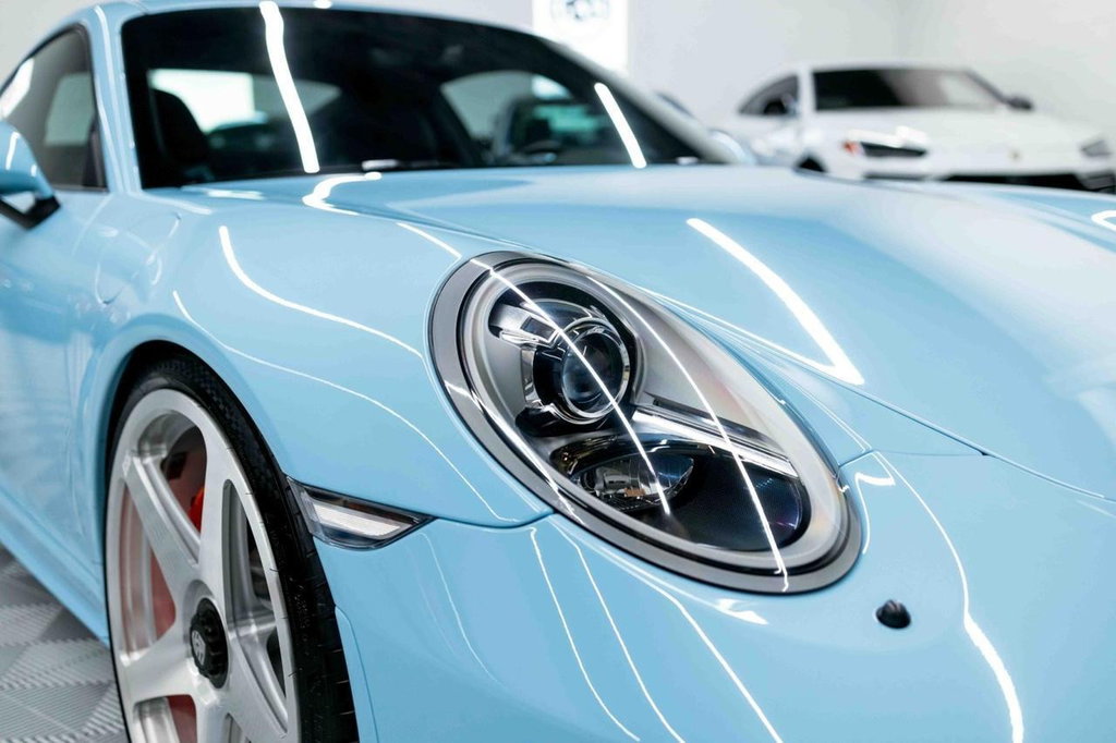 Porsche 991.2 GT3 Touring