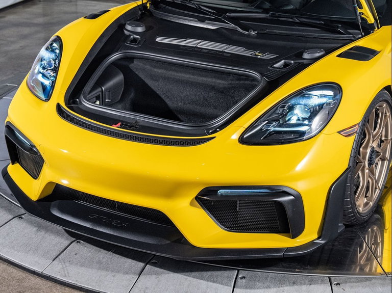Porsche 718 Cayman GT4 RS