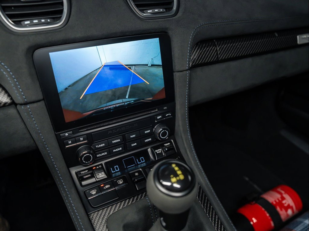 Porsche 718 Cayman GT4 RS