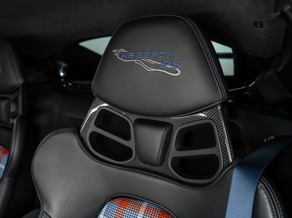 Porsche 718 Cayman GT4 RS