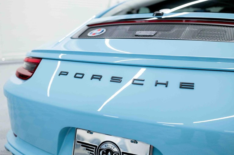 Porsche 991.2 GT3 Touring