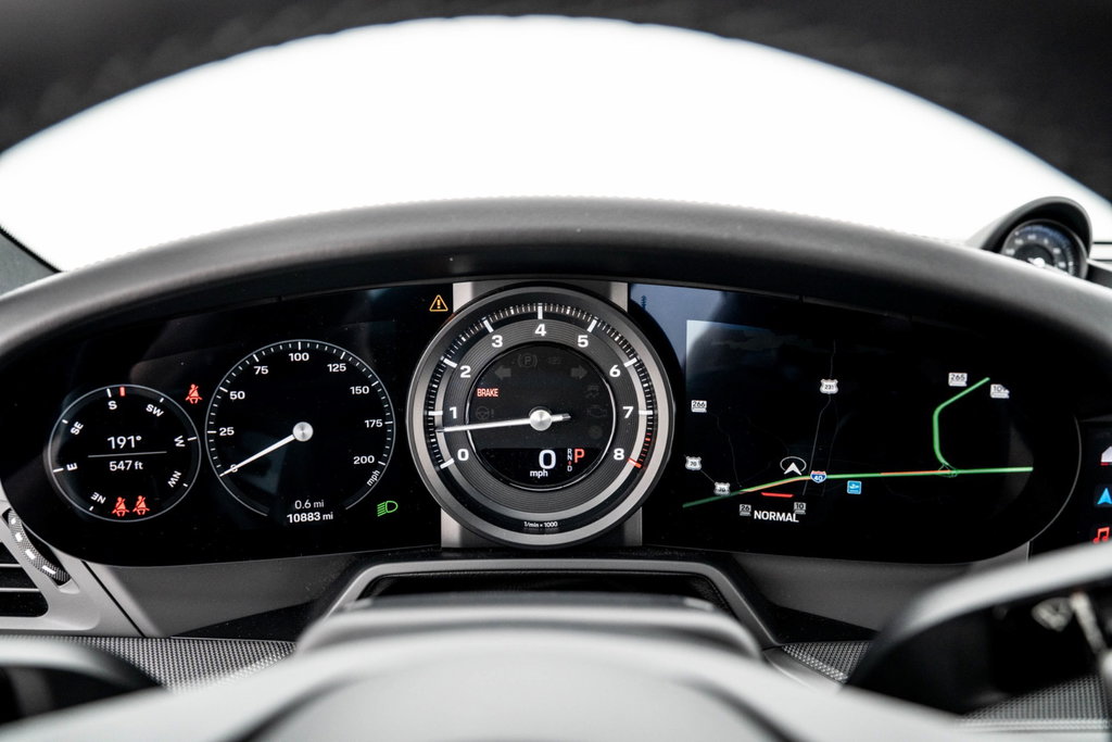 Porsche 992 Carrera