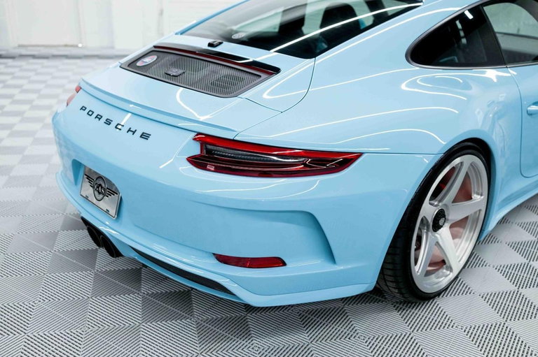 Porsche 991.2 GT3 Touring