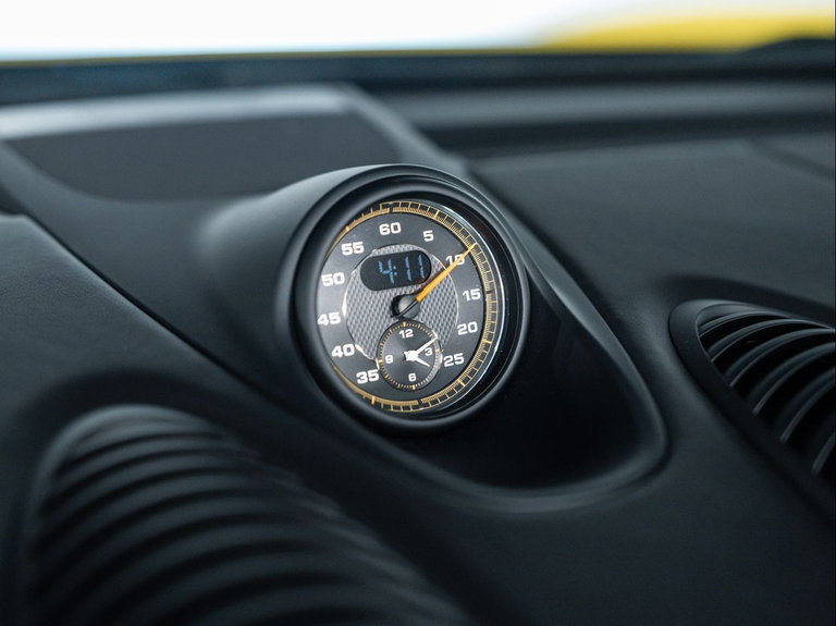 Porsche 718 Cayman GT4 RS