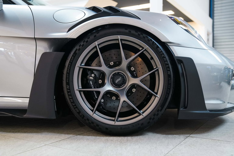 Porsche 992 GT3 RS