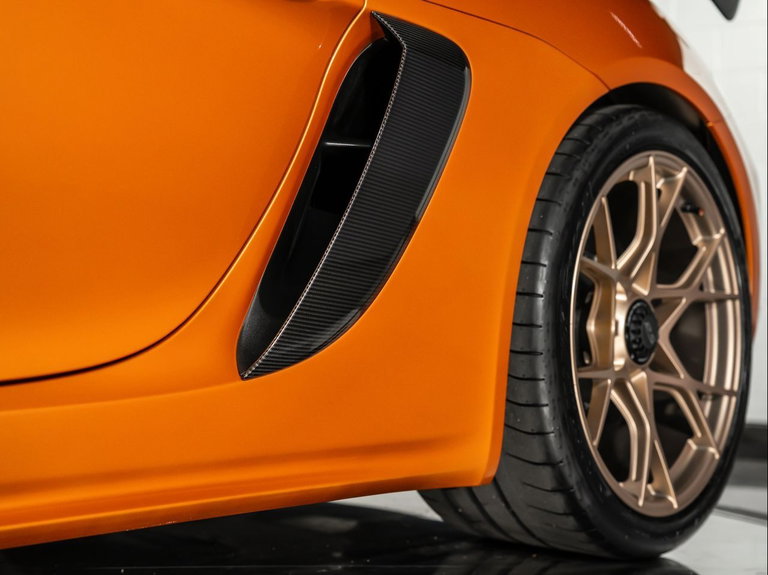 Porsche 718 Cayman GT4 RS