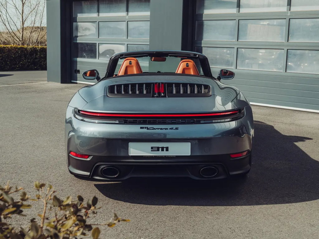 Porsche 992.2 Carrera 4S