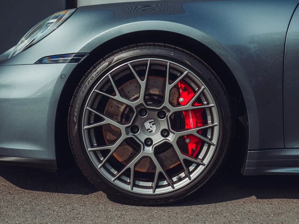 Porsche 992.2 Carrera 4S