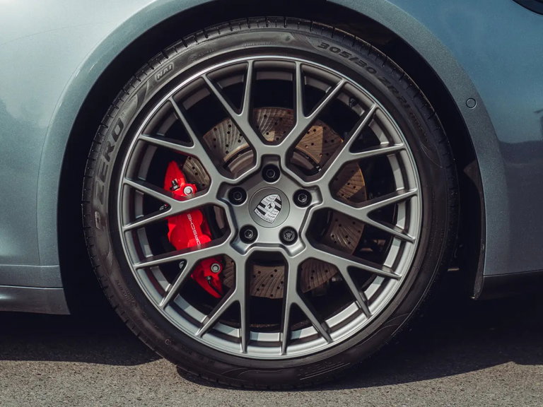 Porsche 992.2 Carrera 4S