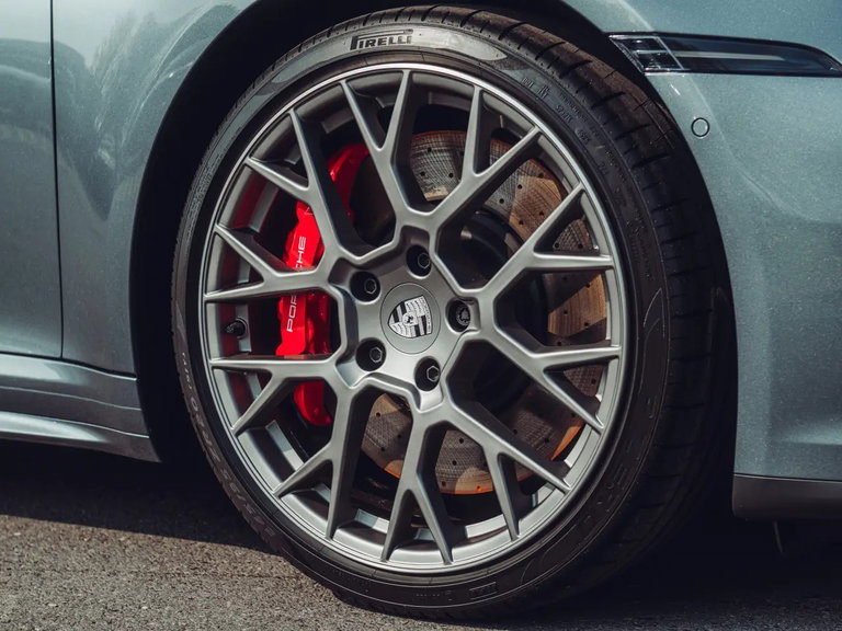 Porsche 992.2 Carrera 4S