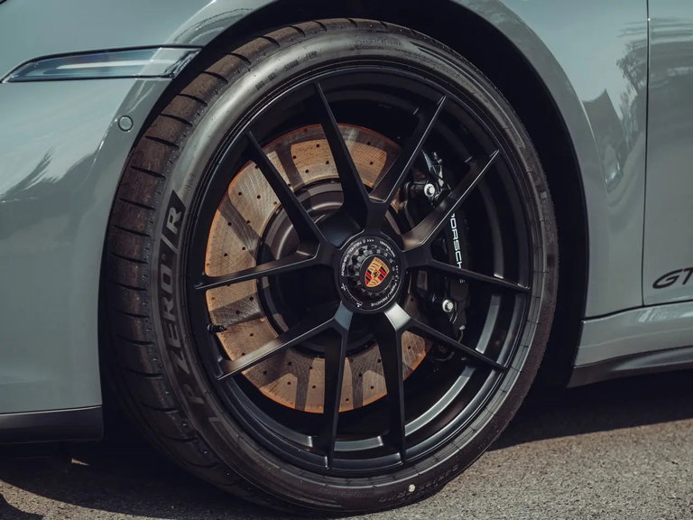 Porsche 992.2 Targa 4 GTS