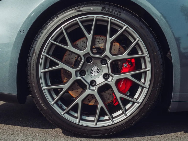 Porsche 992.2 Carrera 4S