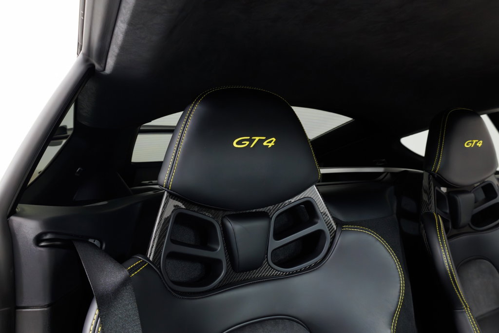 Porsche 981 Cayman GT4
