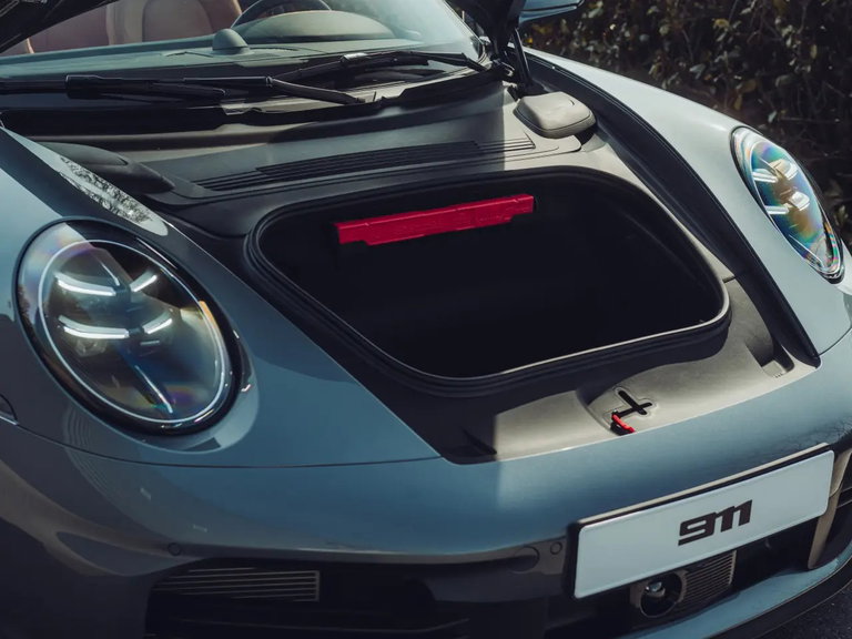 Porsche 992.2 Carrera 4S