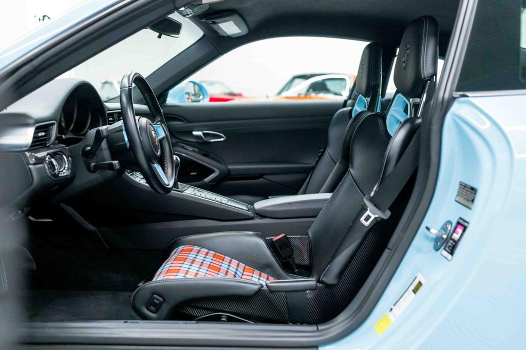 Porsche 991.2 GT3 Touring