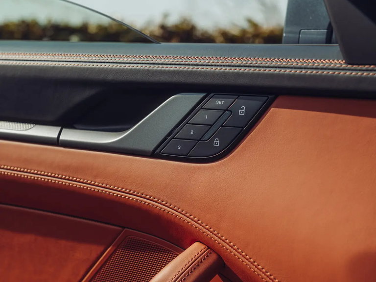 Porsche 992.2 Carrera 4S