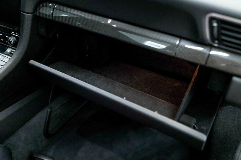 Porsche 991.2 GT3 Touring