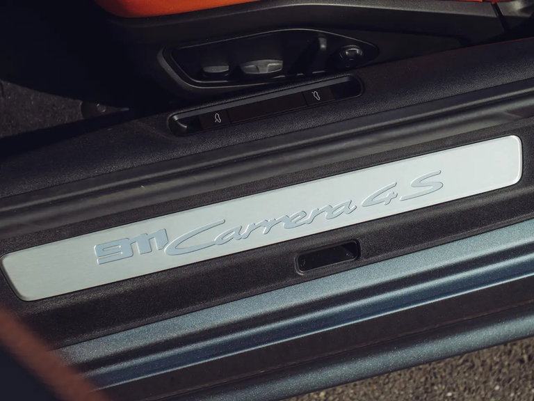 Porsche 992.2 Carrera 4S