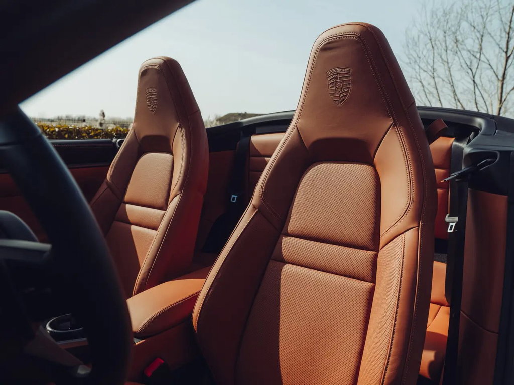 Porsche 992.2 Carrera 4S