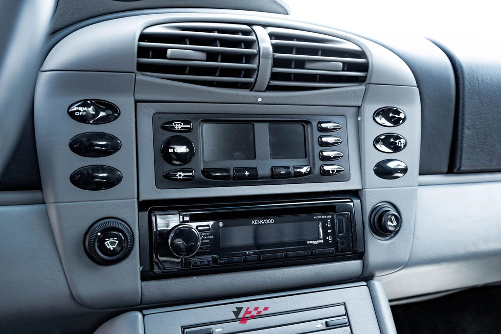 Porsche 996 Carrera 4